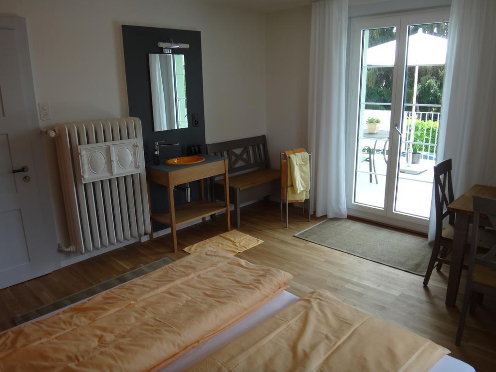Bnb Hopfengruen Langenthal Ruang foto
